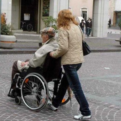 badante - foto d'archivio