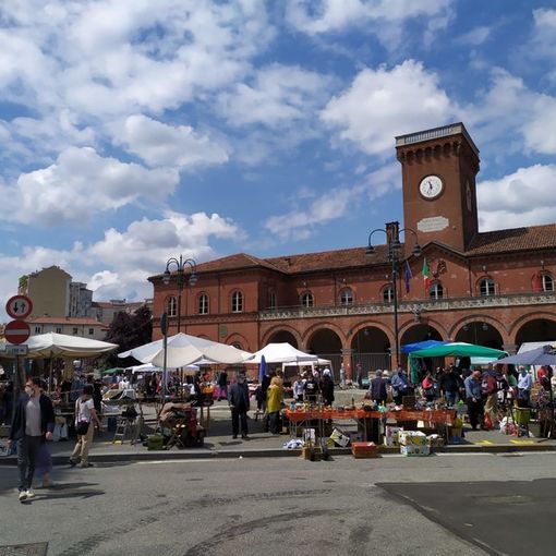 Borgo Dora, via libera al Balon dopo un sabato di stop