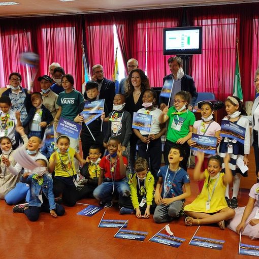 bambini delle scuole di Aurora