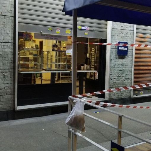 La solidarietà più forte del Covid: bar di Borgo Vittoria lascia l’invenduto ai bisognosi