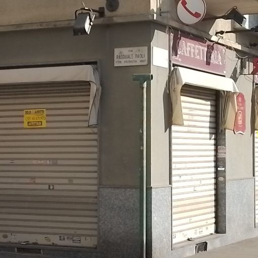 chiude bar storico