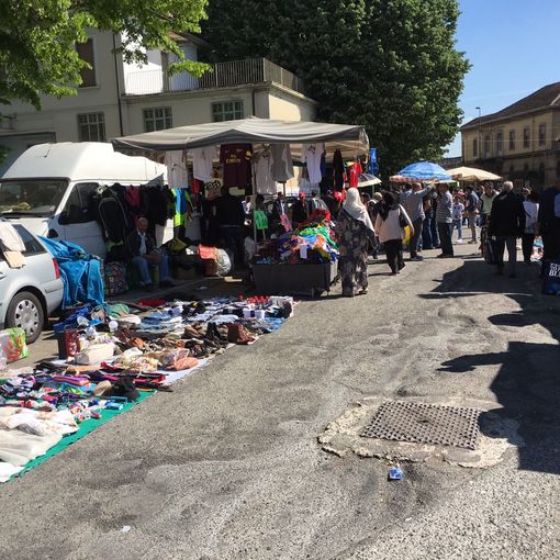 Torino, dopo l'omicidio il mercato del libero scambio sospeso per due settimane