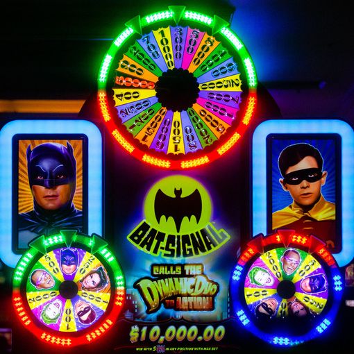 Violano i diritti del marchio Warner Bros: sequestrate oltre mille slot con il logo di Batman