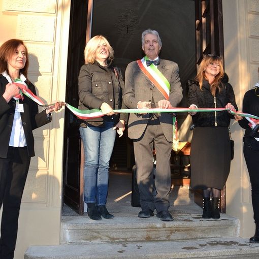 Taglio del nastro: inaugurata la nuova biblioteca comunale di Rivalta