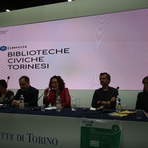 Le biblioteche civiche di Torino si &quot;svecchiano&quot; con il nuovo marchio e comunicazione