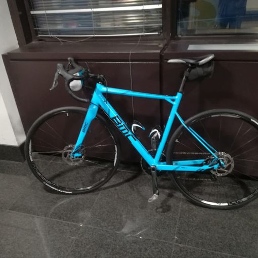 Denuncia il furto della propria bici, ma nel giro di un'ora i vigili urbani la ritrovano