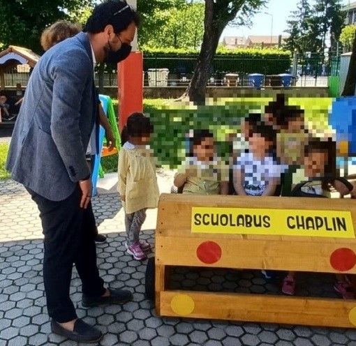 bimbi chaplin e davide guida