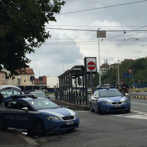 Blitz in corso Principe Oddone: trovate dosi di droga nascoste nelle aiuole