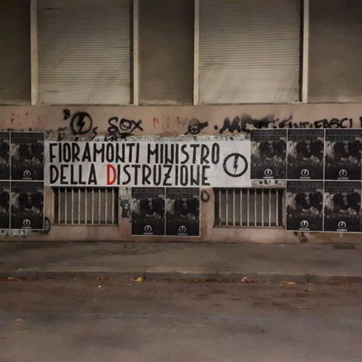 Striscione di Blocco Studentesco contro il ministro Fioramonti: &quot;Ministro della Distruzione&quot;
