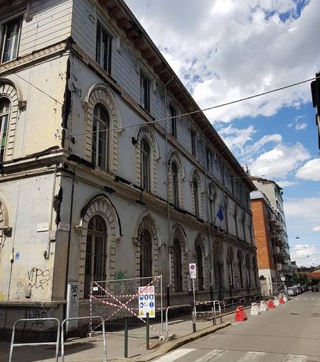 San Donato, riaperto (in parte) il cortile della scuola elementare Boncompagni