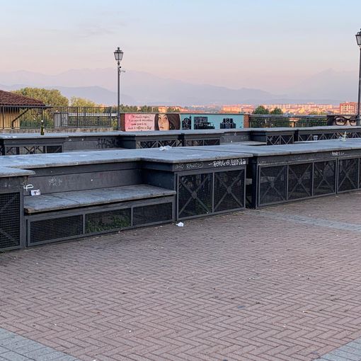 Stretta anti covid a Moncalieri, da stasera chiuso piazzale Aldo Moro