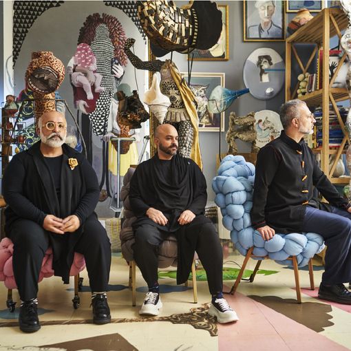 Il trio artistico iraniano Ramin Haerizadeh, Rokni Haerizadeh e Hesam Rahmanian