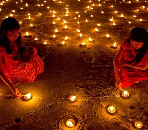 Il 10 e 11 novembre Torino si illumina con il &quot;Diwali&quot;, la Festa della Luce. Yoga, laboratori e tanti eventi