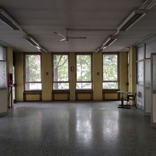 . L'edificio di via Cena 5 razziato dai ladri