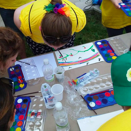 Dipingere con &quot;la bocca&quot;: il laboratorio di Francesco Canale per Oltranza Festival
