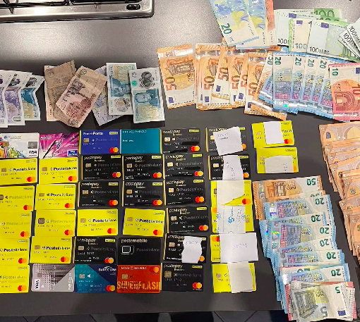 Producevano falsi documenti di lavoro e permessi di soggiorno: sequestrati beni per 1,6 milioni di euro
