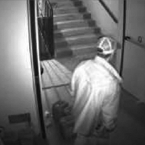 Coppia di ladri tenta di rubare in un cantiere in centro città: colpo sventato dalla sicurezza