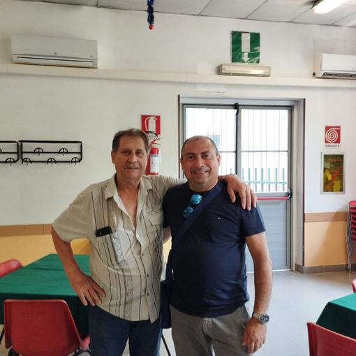 Troppo caldo e condizionatori rotti: nei centri d’incontro della 5 ne arrivano di nuovi