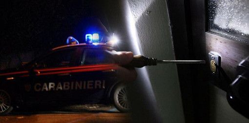 Da Torino al Tracciolino per una breve vacanza ma la casa è stata “visitata” dai ladri