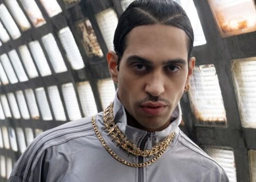 Mahmood sul palco dei Todays 2024 insieme a Jupiter &amp; Okwess e A Toys Orchestra
