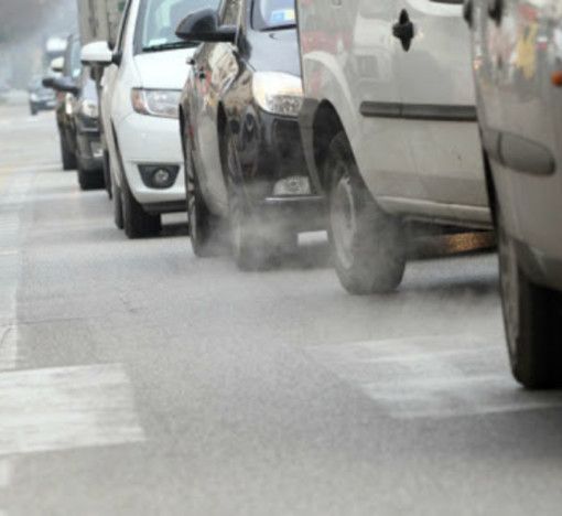 Misure antismog, da domani fino a lunedì 30 dicembre scatta la misura arancio