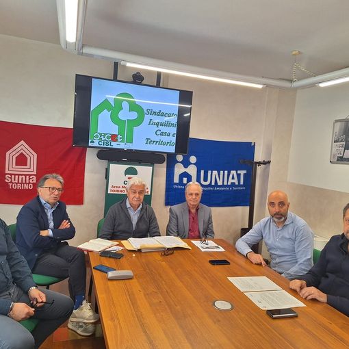 I sindacati contro la nuova legge regionale sull'edilizia pubblica