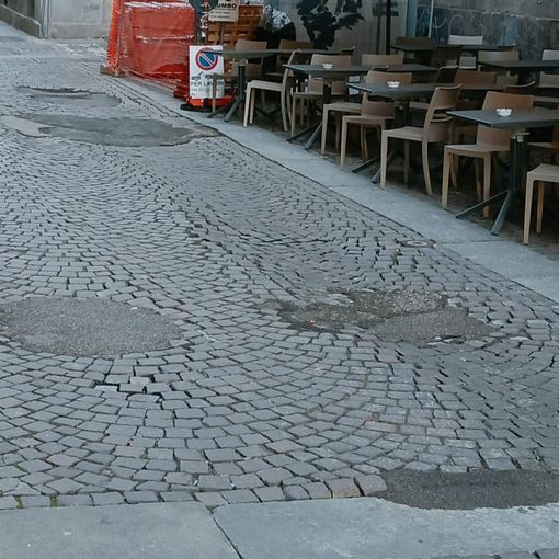 Pioggia, strade piene di buche. Lo Russo: &quot;I cittadini hanno ragione a lamentarsi. Miglioriamo le manutenzioni&quot;