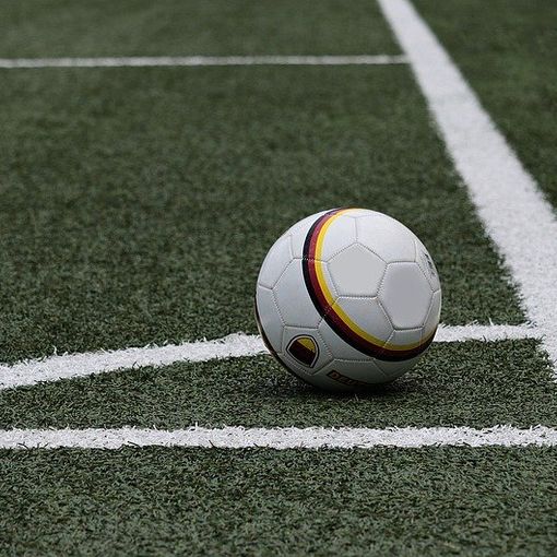 Il ragazzo della via Gluck non invecchia: in un anno il Piemonte ha perso 311 campi da calcio di superficie agraria