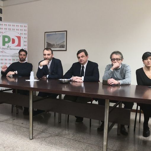Calenda a Torino per &quot;Siamo Europei&quot;: &quot;Città fuori controllo, microcosmo di quello che accade in Italia&quot;
