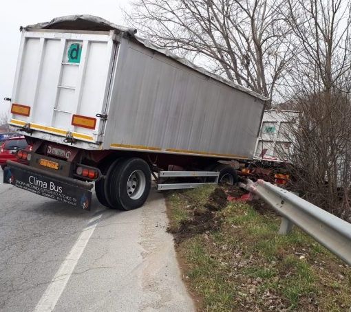 il camion intraversato