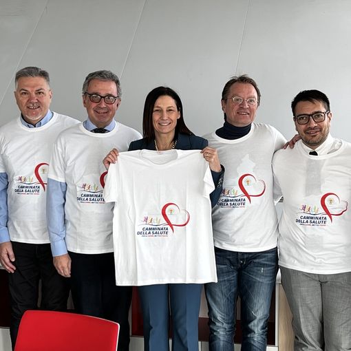 Torna la &quot;Camminata della salute&quot;, nuovi defibrillatori entrano nelle scuole