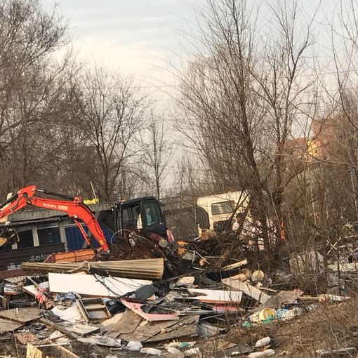 Superamento campo rom, Amiat inizia le operazioni in strada dell'Aeroporto (FOTO)