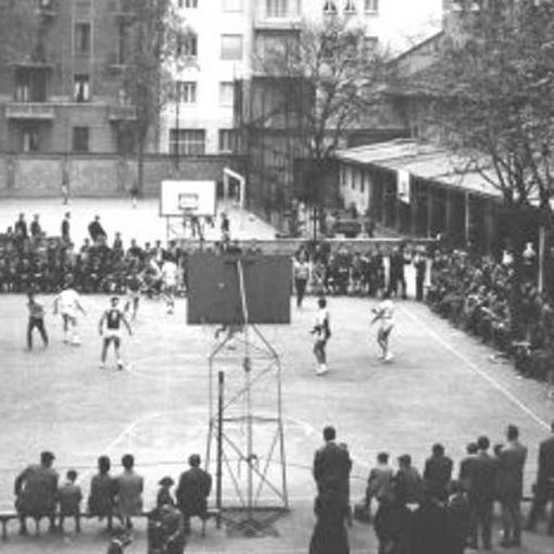 l'oratorio della Crocetta con il campo da basket