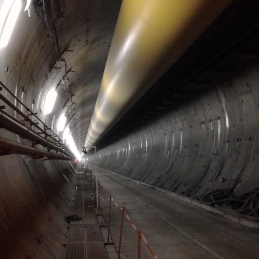 Tav, il tunnel &quot;che non c'è&quot; viaggia verso l'Italia a 17 metri al giorno e lavora anche a Natale (FOTO)