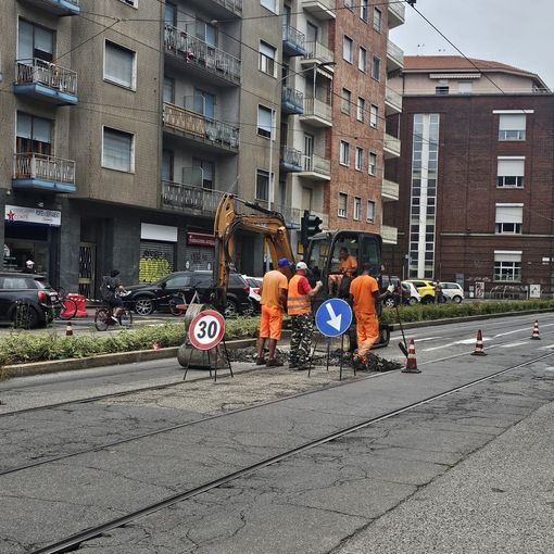 Lavori ai binari del tram, come cambia la viabilità in via Cigna