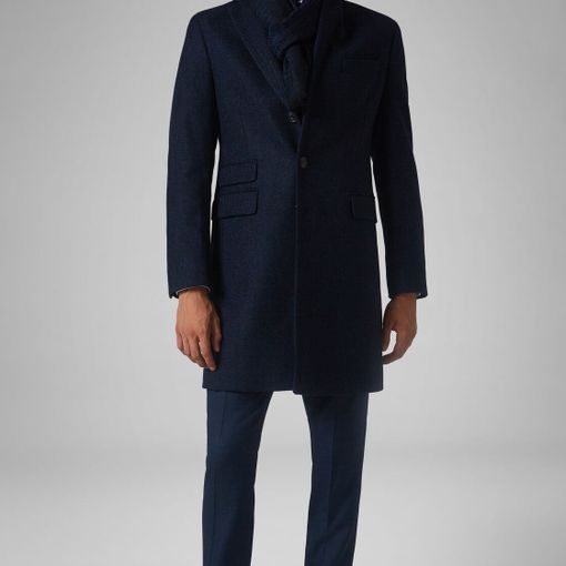 Moda uomo, trench e cappotti fanno da padrone anche quest'inverno