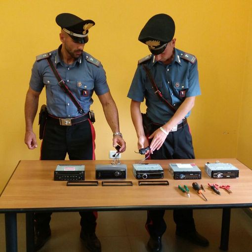 Stroncata l'ondata di furti ai danni della automobili a Chieri: due denunce