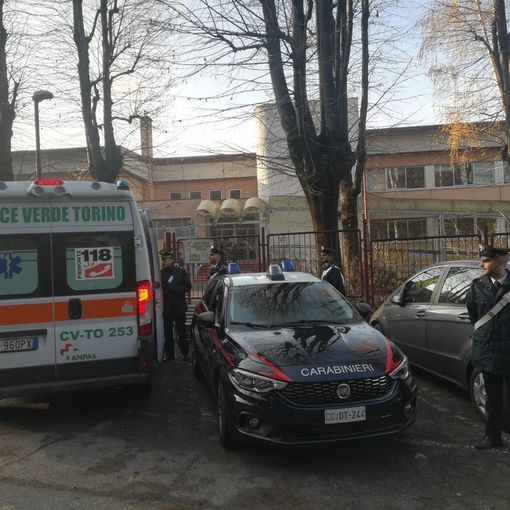 Denunciato il 18enne di Avigliana che stamattina aveva colpito quattro studenti con una mazza da hockey
