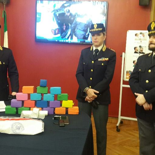 In &quot;fumo&quot; tre milioni di droga al Gerbido: maxi-operazione nel torinese della Polizia di Stato