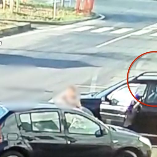 Distrae la vittima e l'altro ruba la borsa nei parcheggi dei supermercati del Torinese: in manette i ladri