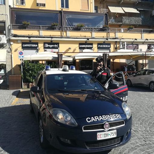 Moncalieri, accoltellamento in piazza Caduti: rintracciato e arrestato l'aggressore