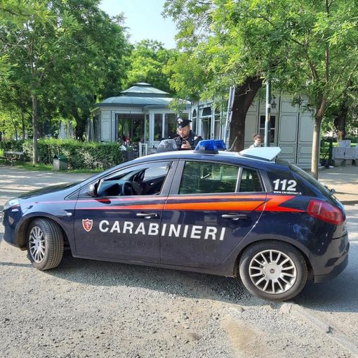 Due aggressioni in due giorni a Pinerolo: vittime una donna, due passanti e i clienti di un bar