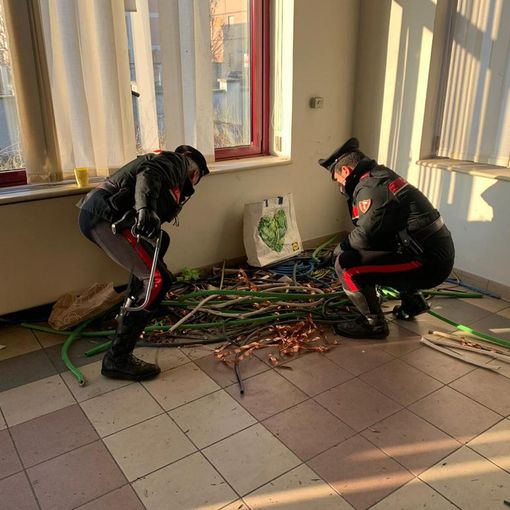 Tentano di rubare 150 kg di rame alla Terna, arrestati dai carabinieri [VIDEO]