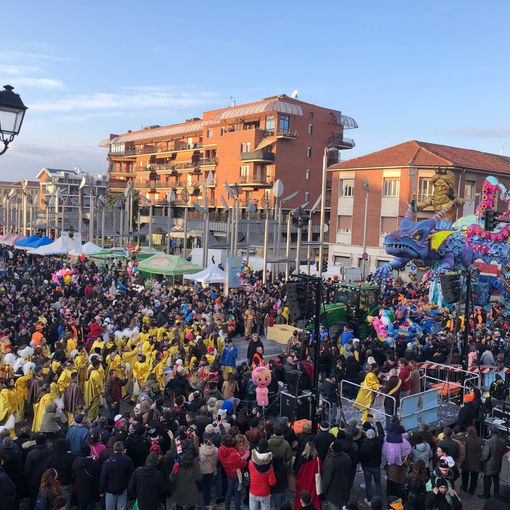A Nichelino tutto pronto per la grande sfilata dei carri di Carnevale