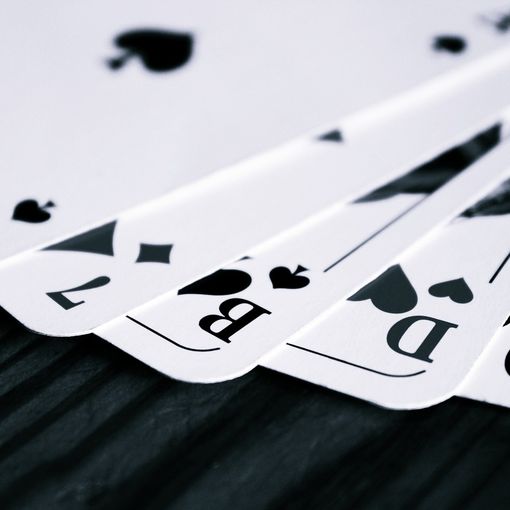 Poker e forza mentale: strategie per mantenere calma e concentrazione al tavolo di gioco