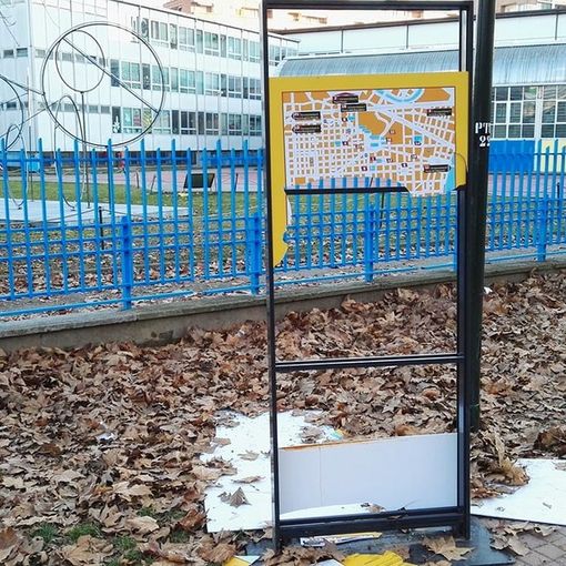 Distrutto il cartello delle Luci d'Artista al Lingotto: &quot;Situazione peggiorata con le vacanze natalizie&quot;