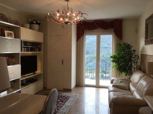 A tre minuti dal centro e dalle spiagge di Pietra Ligure (Sv), privato vende trilocale di nuova costruzione
