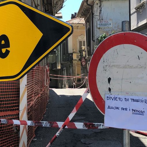Cavoretto, gravi disagi causati dalla chiusura totale della strettoia della strada ai Ronchi sulla rotonda