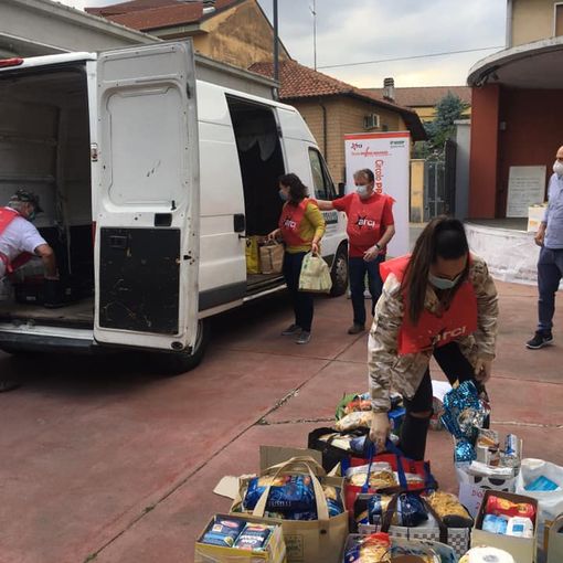 Recuperate e distribuite 110 tonnellate di cibo a Torino dalla Carovana Salvacibo
