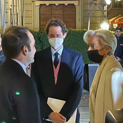Christine Lagarde a Torino: protesta in piazza Castello